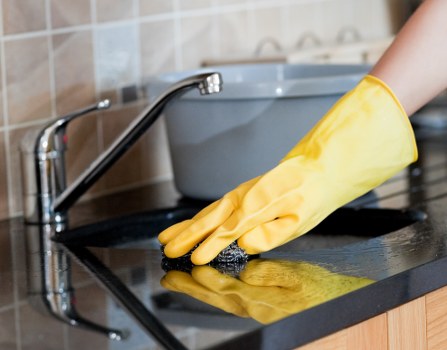 Move out cleaning service for Greenwich properties with access and parking considerations