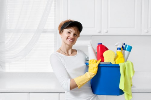 Local Greenwich deep clean for move-out or refresh